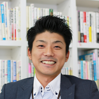 医療情報研究所 前川友延(入社7年目)